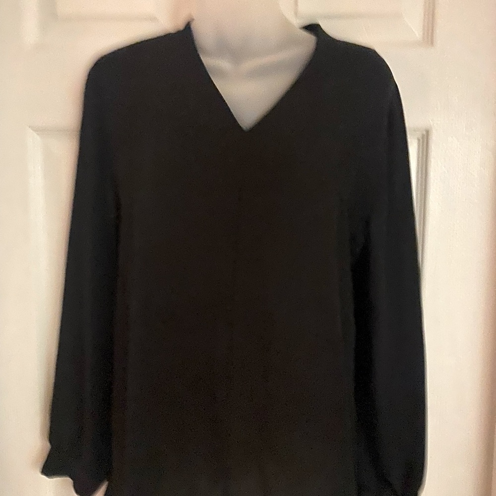 Violet & Claire black blouse